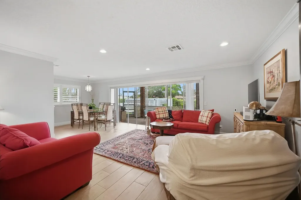 324 Orange Tree Drive Atlantis FL 33462