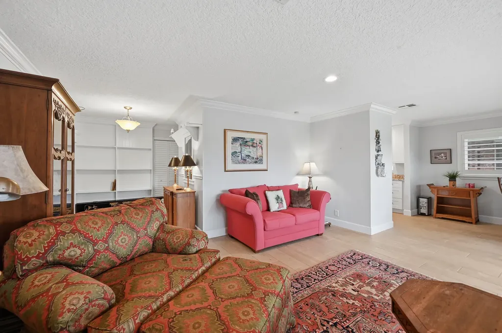 324 Orange Tree Drive Atlantis FL 33462