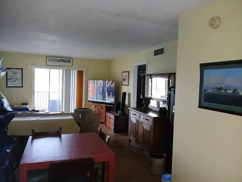 2601 NE 14th Street Causeway Pompano Beach FL 33062