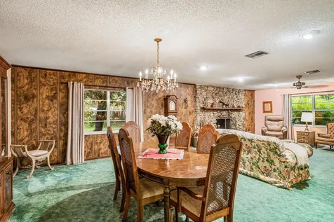 4153 1st Street SW Vero Beach FL 32968