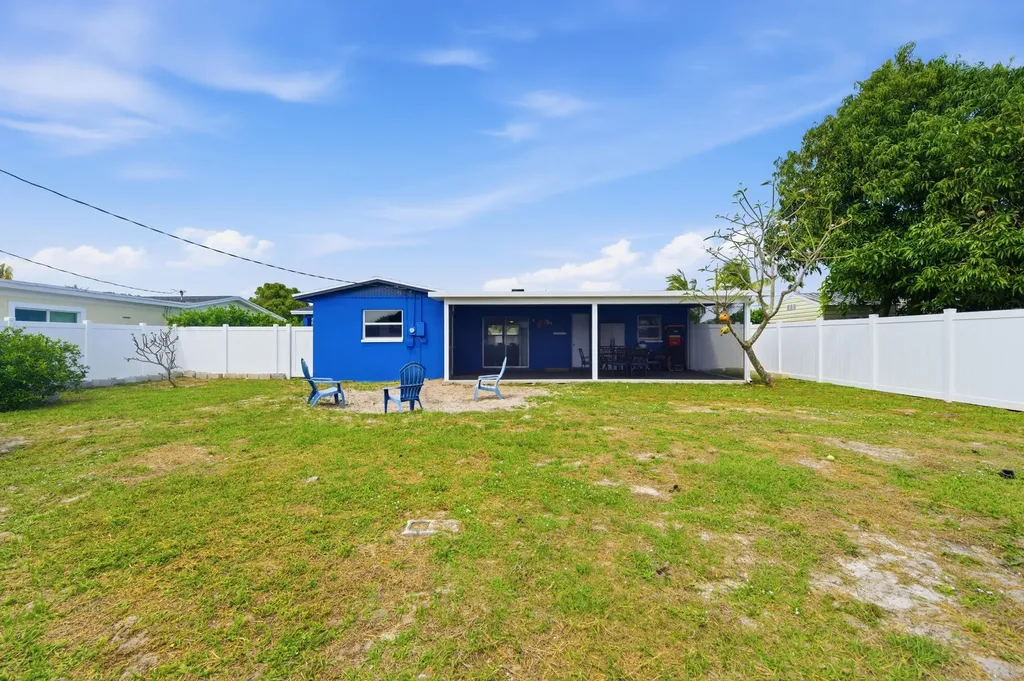 5792 Tarragon Drive West Palm Beach FL 33415