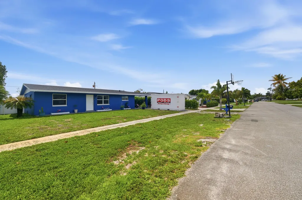 5792 Tarragon Drive West Palm Beach FL 33415