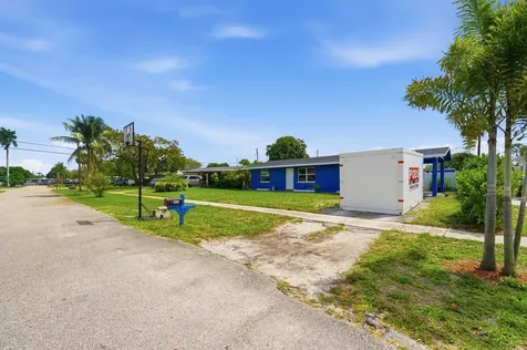 5792 Tarragon Drive West Palm Beach FL 33415
