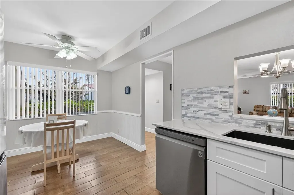 7633 Tahiti Lane Lake Worth FL 33467