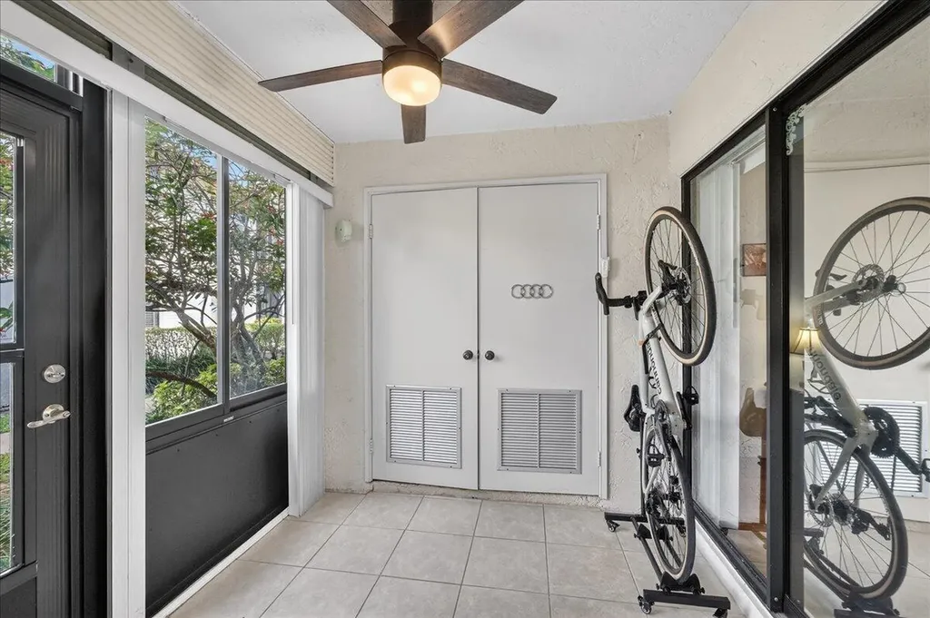 7633 Tahiti Lane Lake Worth FL 33467
