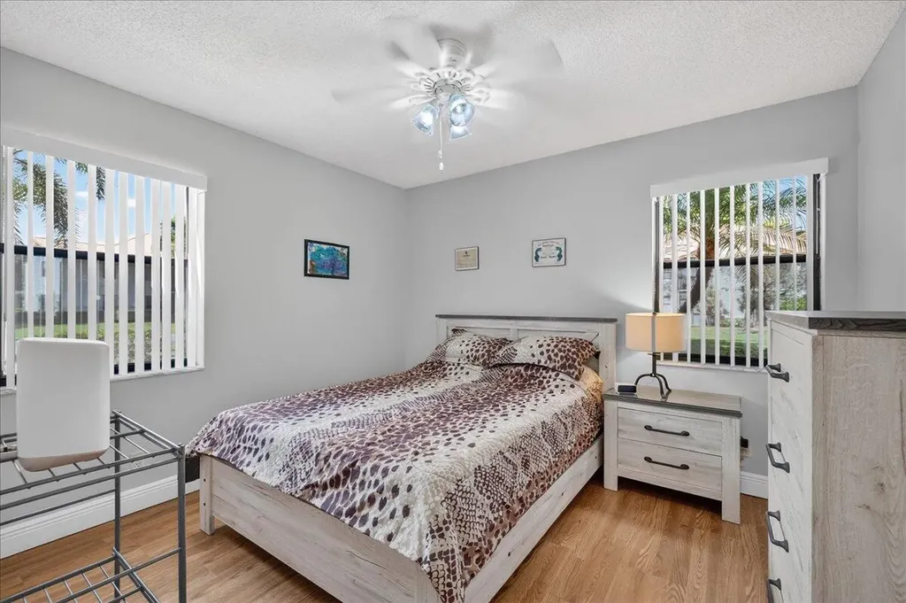 7633 Tahiti Lane Lake Worth FL 33467