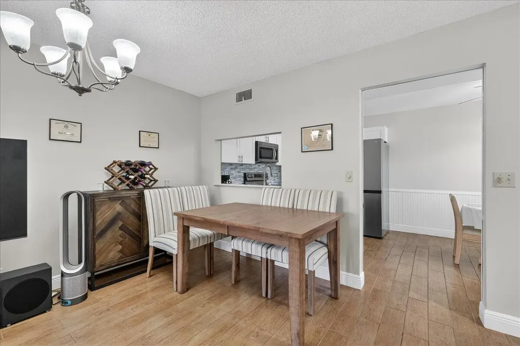 7633 Tahiti Lane Lake Worth FL 33467