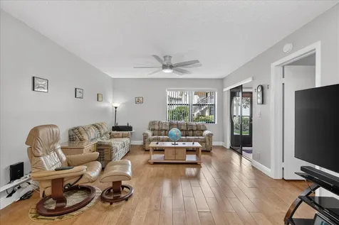 7633 Tahiti Lane Lake Worth FL 33467