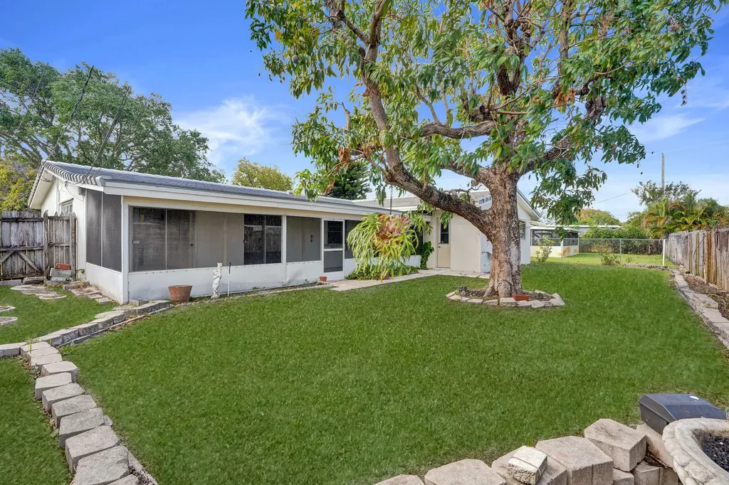 5480 NE 22nd Avenue Fort Lauderdale FL 33308