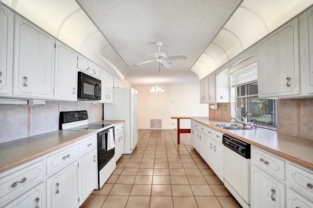 5480 NE 22nd Avenue Fort Lauderdale FL 33308