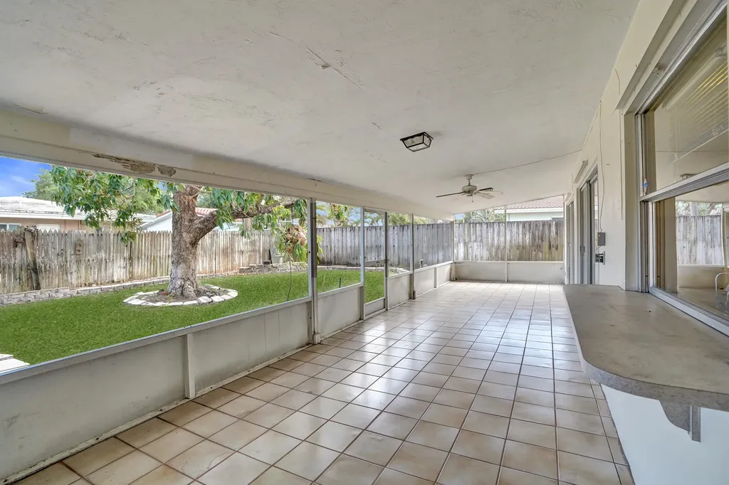 5480 NE 22nd Avenue Fort Lauderdale FL 33308