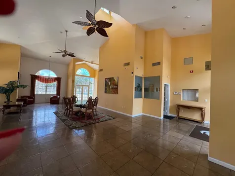 417 E Palm Circle Circle E Pembroke Pines FL 33025