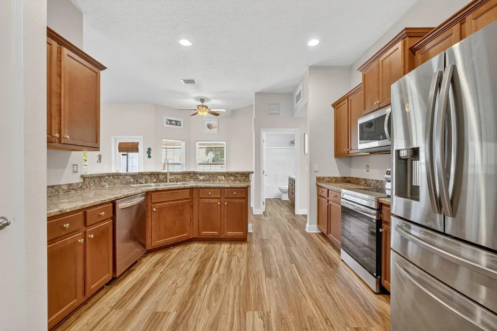 5547 NW Cordrey Street Port St Lucie FL 34986