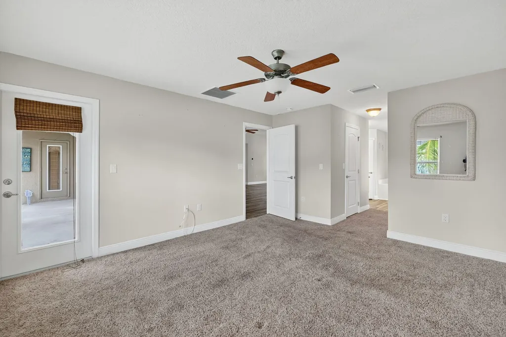5547 NW Cordrey Street Port St Lucie FL 34986