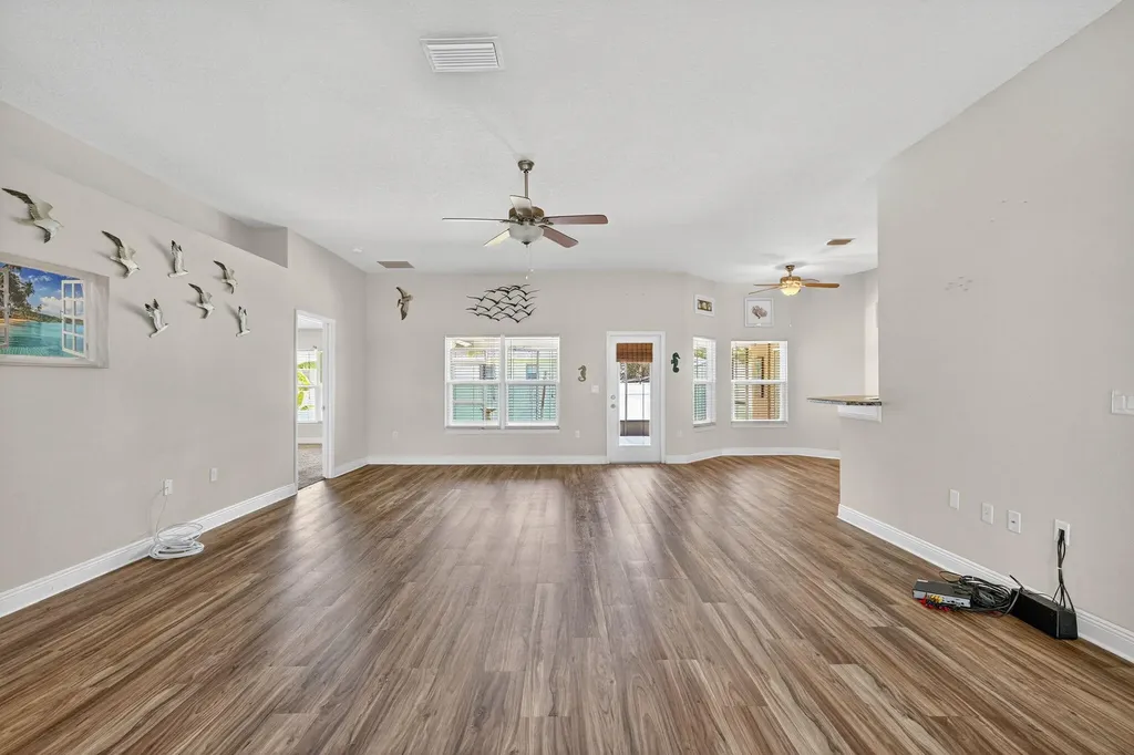 5547 NW Cordrey Street Port St Lucie FL 34986