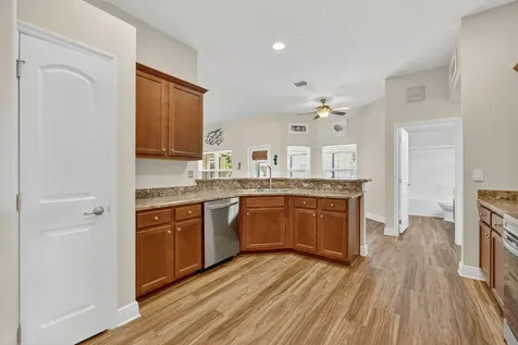 5547 NW Cordrey Street Port St Lucie FL 34986