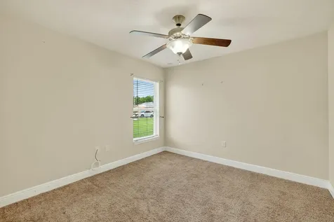 5547 NW Cordrey Street Port St Lucie FL 34986