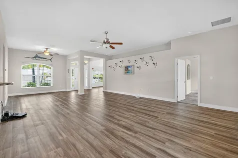 5547 NW Cordrey Street Port St Lucie FL 34986