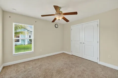 5547 NW Cordrey Street Port St Lucie FL 34986