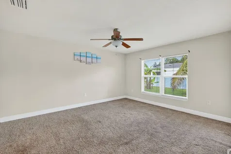 5547 NW Cordrey Street Port St Lucie FL 34986