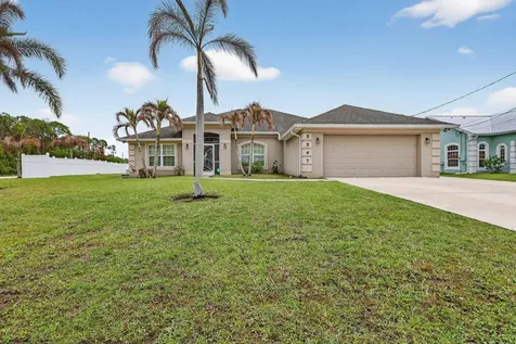5547 NW Cordrey Street Port St Lucie FL 34986