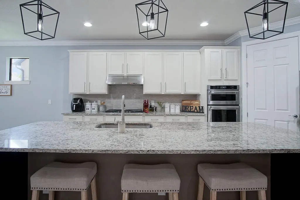 301 SE Huntington Circle Port St Lucie FL 34984