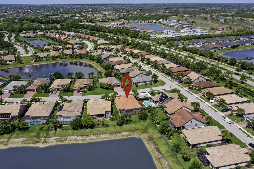 301 SE Huntington Circle Port St Lucie FL 34984