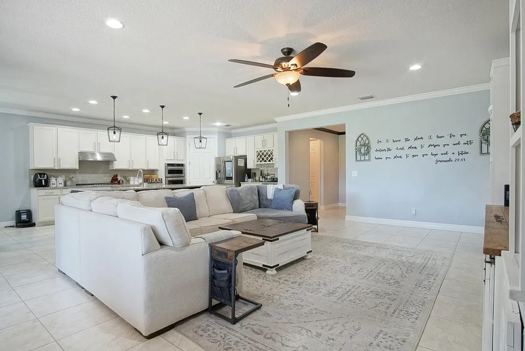 301 SE Huntington Circle Port St Lucie FL 34984