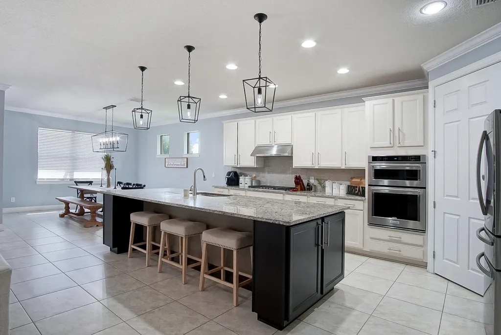 301 SE Huntington Circle Port St Lucie FL 34984