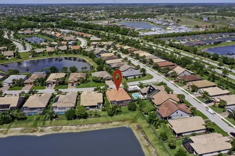 301 SE Huntington Circle Port St Lucie FL 34984