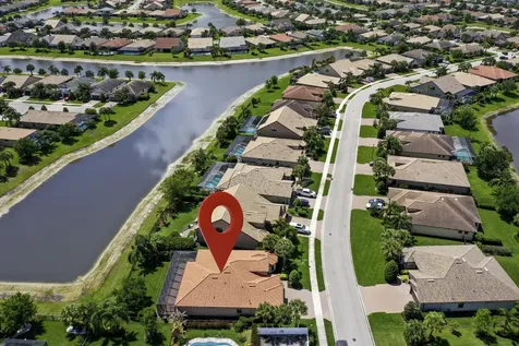 301 SE Huntington Circle Port St Lucie FL 34984