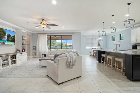 301 SE Huntington Circle Port St Lucie FL 34984