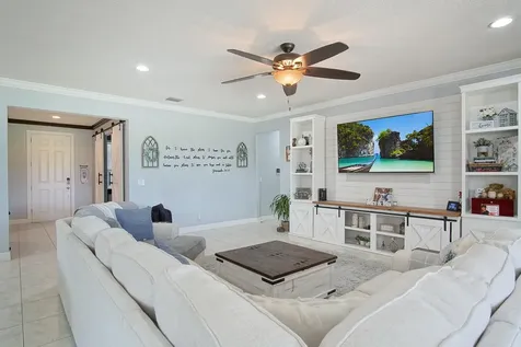 301 SE Huntington Circle Port St Lucie FL 34984