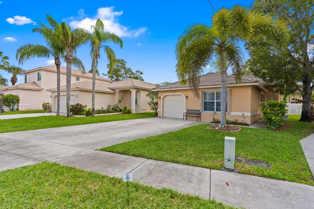 121 Prestige Drive Royal Palm Beach FL 33411