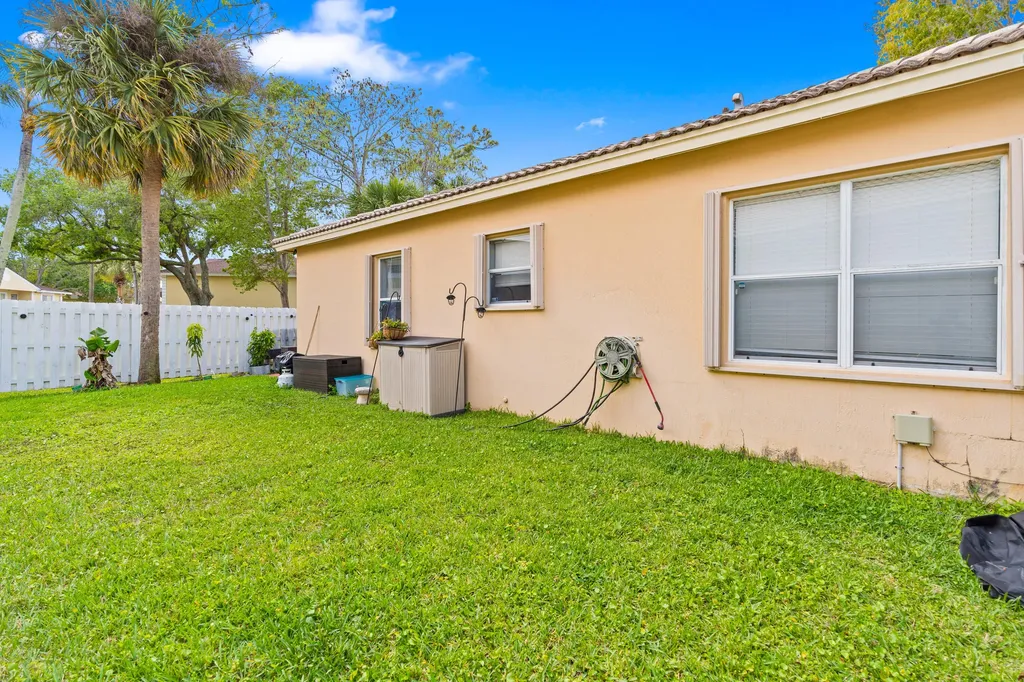 121 Prestige Drive Royal Palm Beach FL 33411