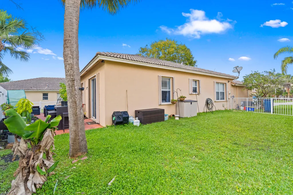 121 Prestige Drive Royal Palm Beach FL 33411
