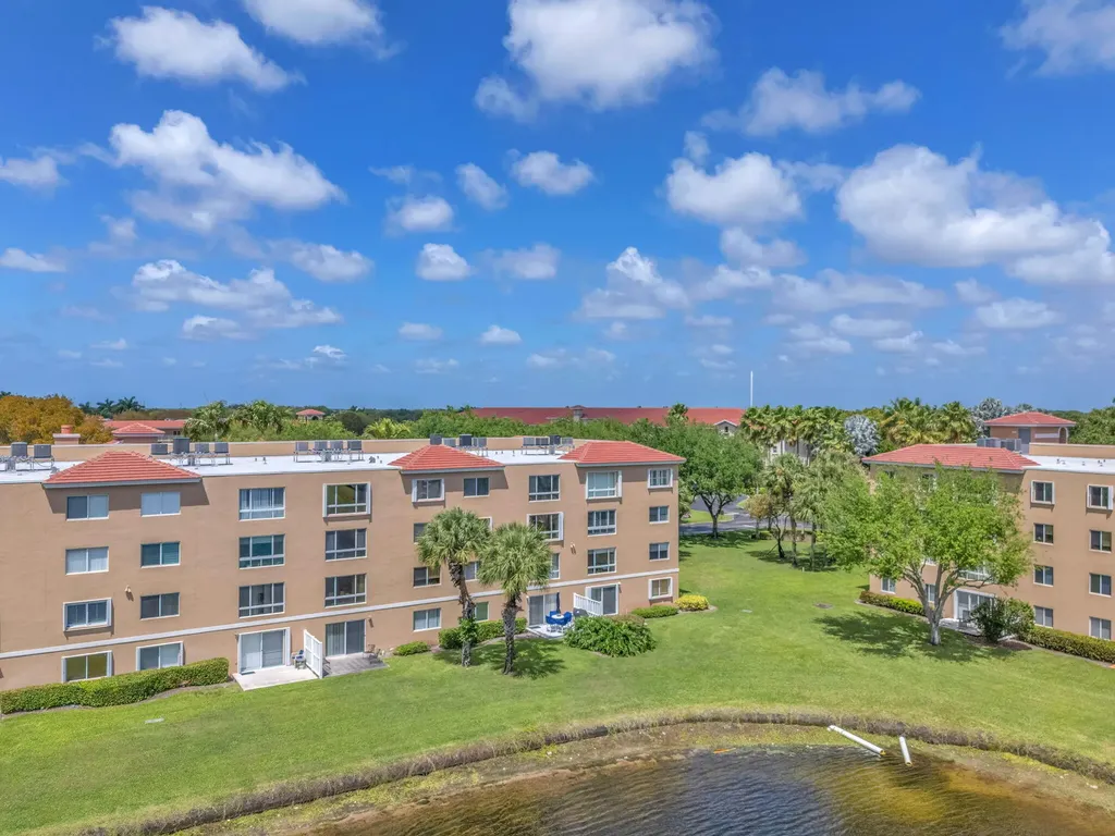 5842 Crystal Shores Drive Boynton Beach FL 33437