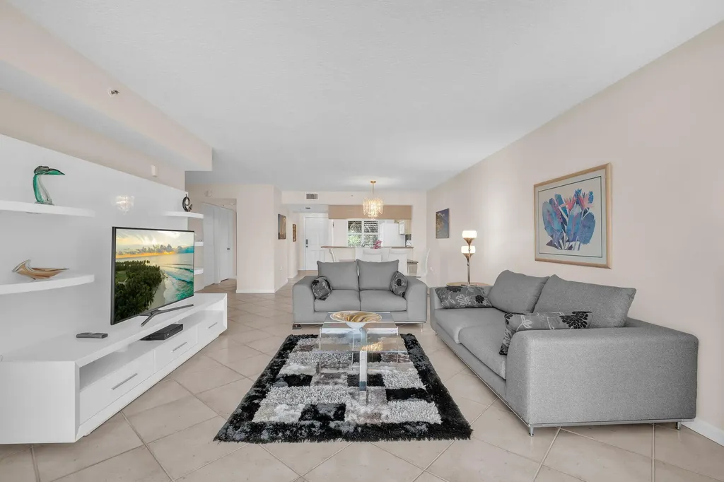 5842 Crystal Shores Drive Boynton Beach FL 33437