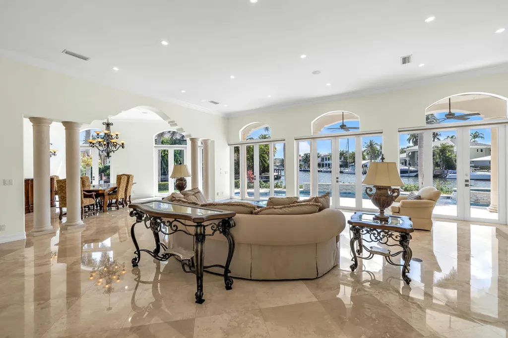 3700 NE 28th Avenue Lighthouse Point FL 33064