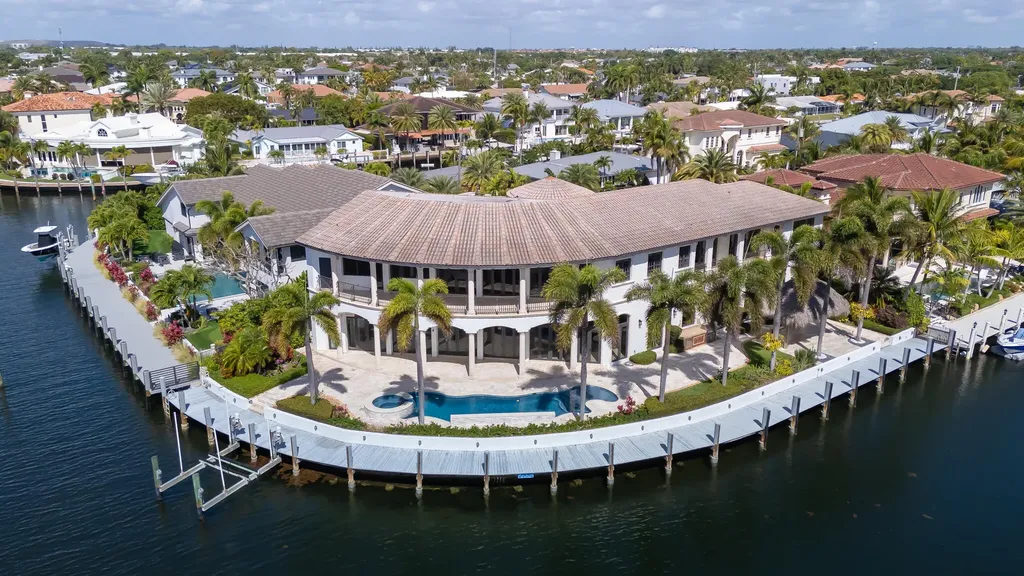 3700 NE 28th Avenue Lighthouse Point FL 33064