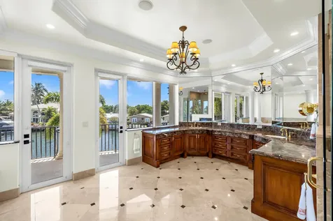 3700 NE 28th Avenue Lighthouse Point FL 33064