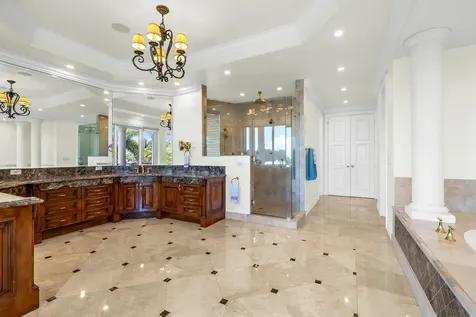 3700 NE 28th Avenue Lighthouse Point FL 33064