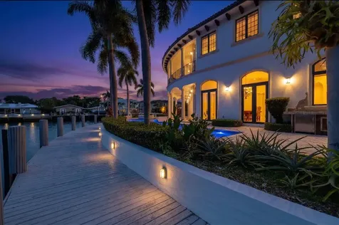 3700 NE 28th Avenue Lighthouse Point FL 33064