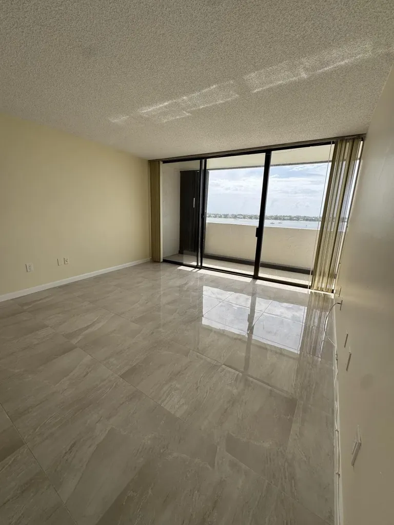 5200 N Flagler Drive West Palm Beach FL 33407