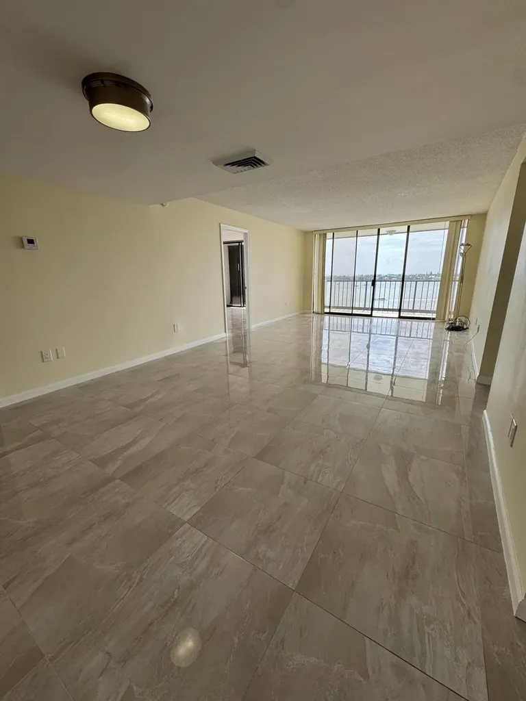 5200 N Flagler Drive West Palm Beach FL 33407