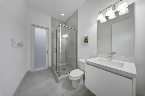10081 NW 75th Terrace Doral FL 33178