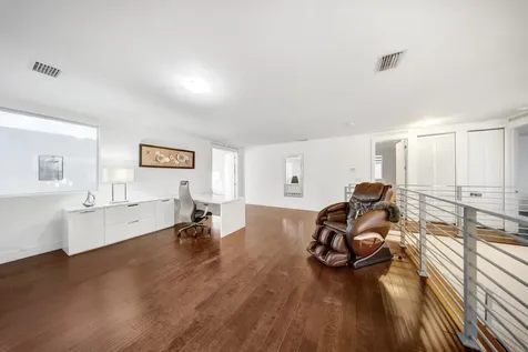 10081 NW 75th Terrace Doral FL 33178