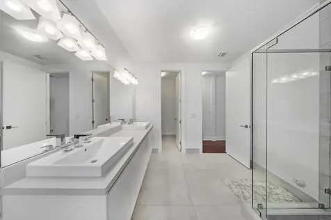 10081 NW 75th Terrace Doral FL 33178