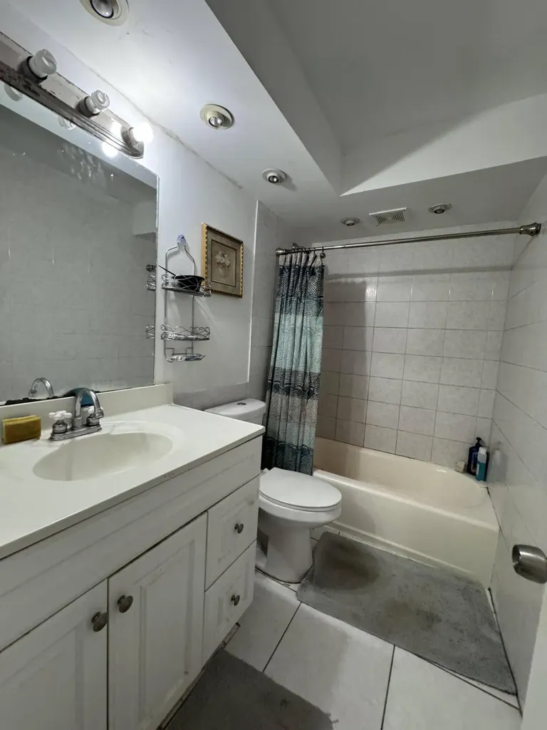 1100 SE 4th Avenue Deerfield Beach FL 33441