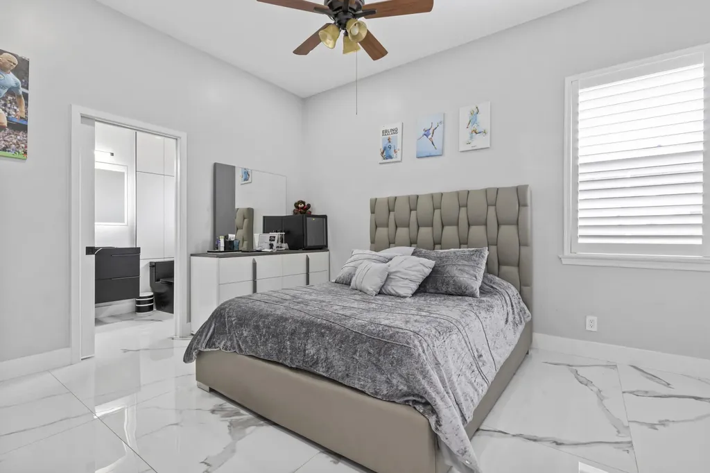 15062 N 73rd Street Street N The Acreage FL 33470